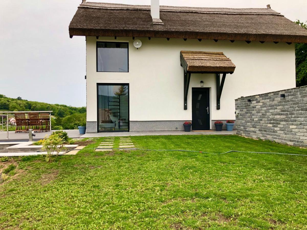 Villa Panorama&Vino Szigliget Exterior foto